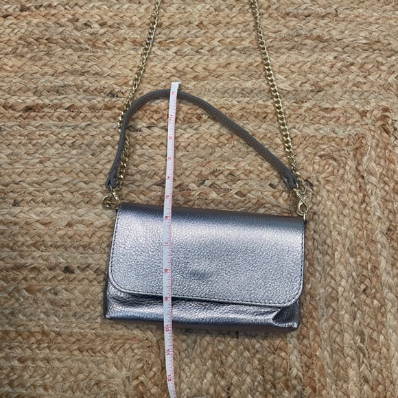Silver fashion purse *NWOT* - Picture 3 of 6